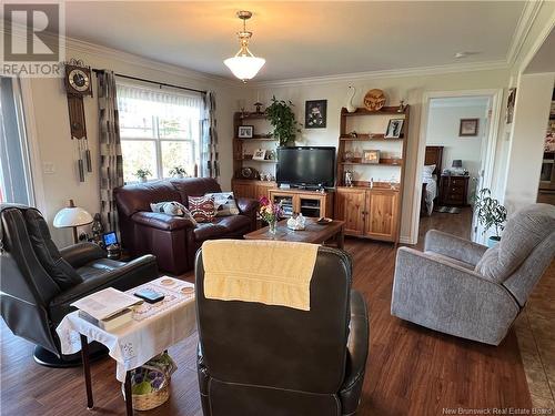 15 South Tilley Road, Tilley, NB - Indoor Photo Showing Living Room