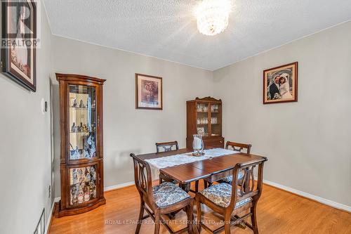 74 - 2275 Credit Valley Road, Mississauga, ON - Indoor Photo Showing Dining Room