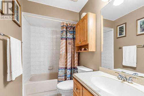 74 - 2275 Credit Valley Road, Mississauga, ON - Indoor Photo Showing Bathroom