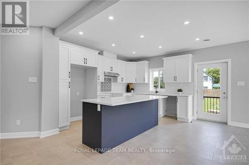 3269 Yorks Corners Road, Ottawa, ON - Indoor Photo Showing Kitchen