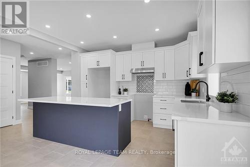 3269 Yorks Corners Road, Ottawa, ON - Indoor Photo Showing Kitchen With Upgraded Kitchen