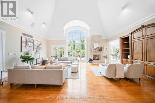 42 Buggey Lane, Ajax (Northeast Ajax), ON - Indoor Photo Showing Living Room