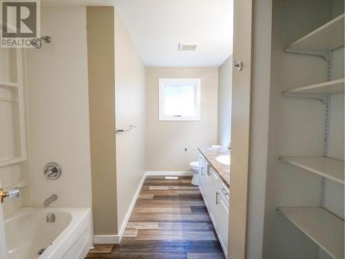 489 Adam Street, Quesnel, BC - Indoor Photo Showing Bathroom