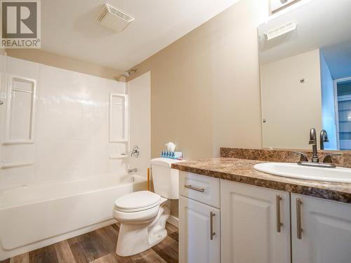 489 Adam Street, Quesnel, BC - Indoor Photo Showing Bathroom