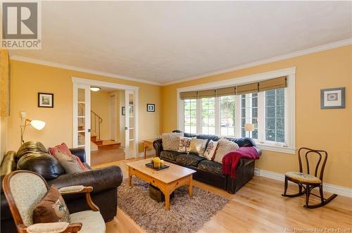 84 Glengrove Road, Moncton, NB - Indoor Photo Showing Living Room