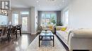 135 Courtland Crescent, East Gwillimbury, ON  - Indoor Photo Showing Living Room 