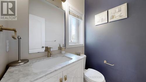 135 Courtland Crescent, East Gwillimbury, ON - Indoor Photo Showing Bathroom