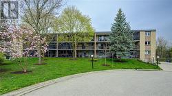 6 SHETTLESTON Drive Unit# 106  Cambridge, ON N3H 5E7