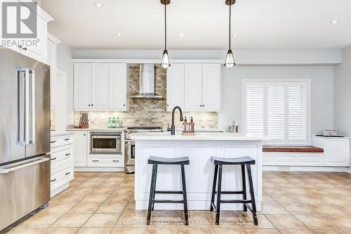 9 Port Rush Trail, Markham, ON - Indoor Photo Showing Kitchen With Upgraded Kitchen