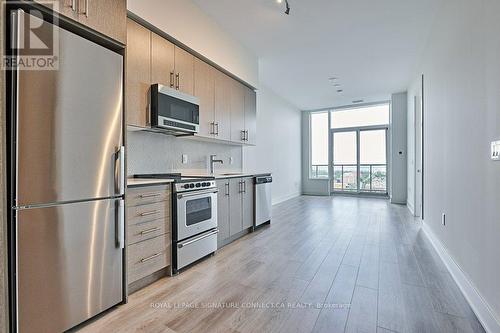 1414 - 212 King William Street, Hamilton (Beasley), ON - Indoor Photo Showing Kitchen With Stainless Steel Kitchen