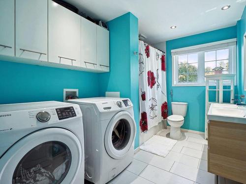 Salle de lavage - 80 24E Avenue, Pincourt, QC - Indoor Photo Showing Laundry Room