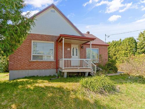 FaÃ§ade - 20 19E Avenue, Beauharnois, QC - Outdoor With Deck Patio Veranda