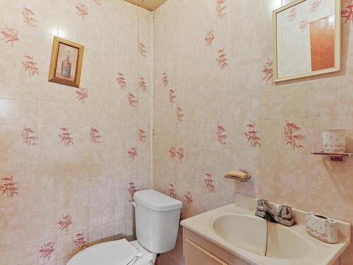 Salle d'eau - 20 19E Avenue, Beauharnois, QC - Indoor Photo Showing Bathroom