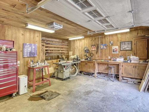 Garage - 42 Ch. Des Mauves, La Minerve, QC - Indoor Photo Showing Other Room