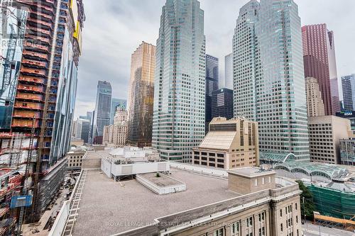 1302 - 8 The Esplanade, Toronto, ON - Outdoor With Facade