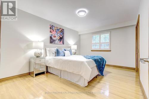 127 Marsi Road, Richmond Hill, ON - Indoor Photo Showing Bedroom