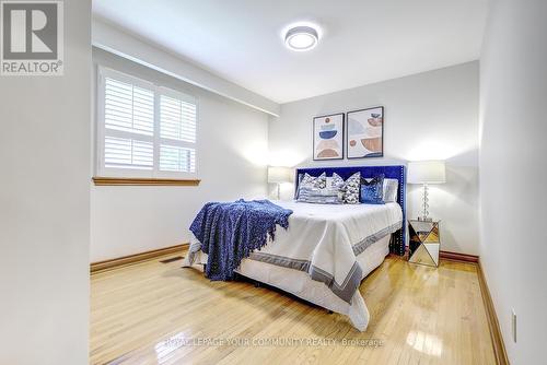 127 Marsi Road, Richmond Hill, ON - Indoor Photo Showing Bedroom