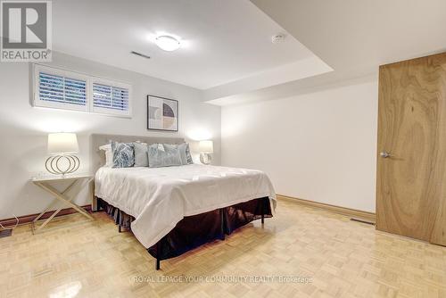 127 Marsi Road, Richmond Hill, ON - Indoor Photo Showing Bedroom