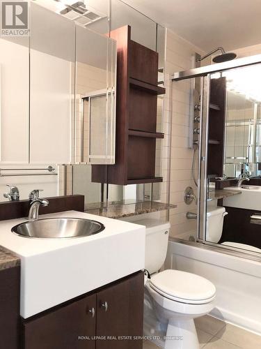 3802 - 35 Mariner Terrace, Toronto, ON - Indoor Photo Showing Bathroom