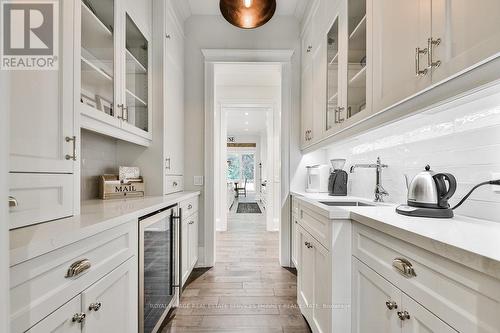 1414 Wateska Boulevard, Mississauga, ON - Indoor Photo Showing Kitchen