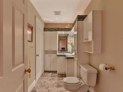 Powder room - 