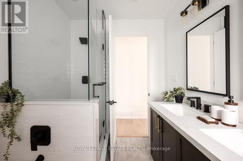 4 Dulverton Road, Toronto, ON - Indoor Photo Showing Bathroom