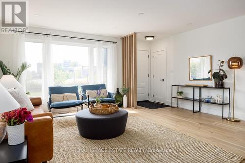 4 Dulverton Road, Toronto, ON - Indoor Photo Showing Living Room