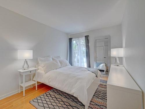 Chambre Ã Â coucher - 840 Av. D'Isère, Saint-Lambert, QC 