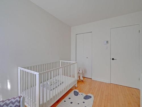 Chambre Ã Â coucher - 840 Av. D'Isère, Saint-Lambert, QC 