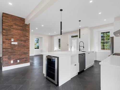 Cuisine - 2 Rue Du Moulin, Saint-André-D'Argenteuil, QC - Indoor Photo Showing Kitchen With Upgraded Kitchen