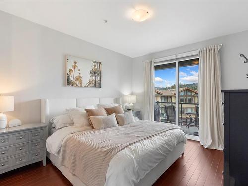 305-3210 Jacklin Rd, Langford, BC - Indoor Photo Showing Bedroom