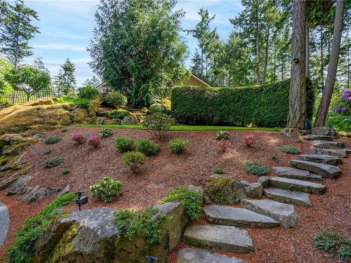 11010 Dunne Rd, North Saanich, BC 