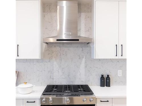 1538 Marble Pl, Langford, BC - Indoor Photo Showing Kitchen