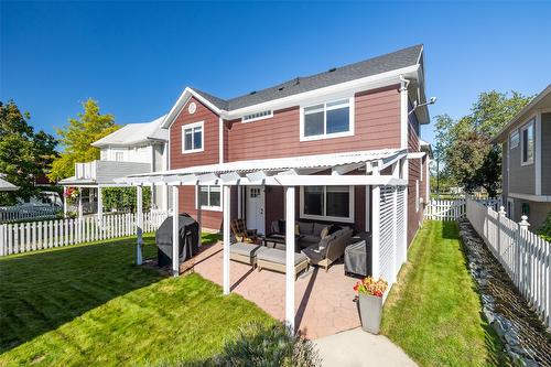 447 Quilchena Drive, Kelowna, BC - Outdoor With Deck Patio Veranda