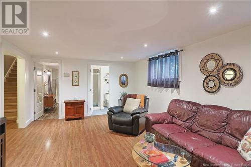 116 Melvin Street, Fredericton, NB - Indoor Photo Showing Living Room