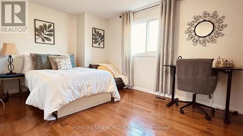 65 Fort Dearborn Drive, Toronto (L'Amoreaux), ON - Indoor Photo Showing Bedroom