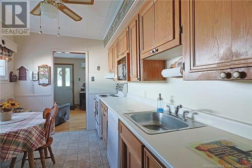 572 Maclaren Avenue, Fredericton, NB - Indoor Photo Showing Kitchen