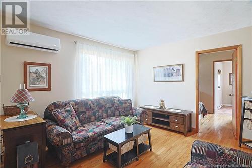 572 Maclaren Avenue, Fredericton, NB - Indoor Photo Showing Living Room