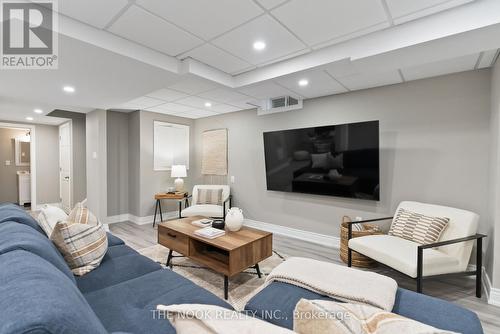 26 Beaumaris Crescent, Whitby (Brooklin), ON - Indoor Photo Showing Living Room