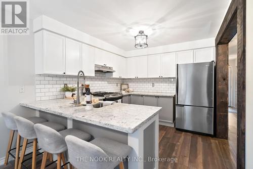 26 Beaumaris Crescent, Whitby (Brooklin), ON - Indoor Photo Showing Kitchen With Stainless Steel Kitchen With Upgraded Kitchen