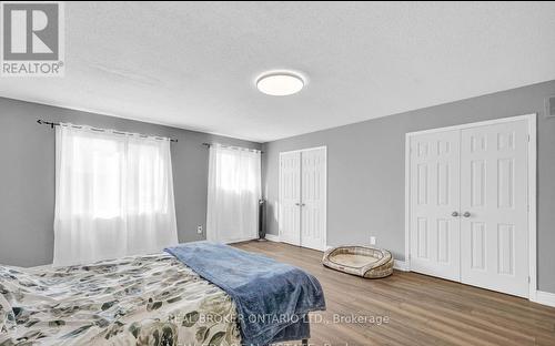 37 Stather Crescent, Markham, ON - Indoor Photo Showing Bedroom