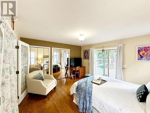 1835 Hulme Creek Road, Rock Creek, BC - Indoor Photo Showing Bedroom