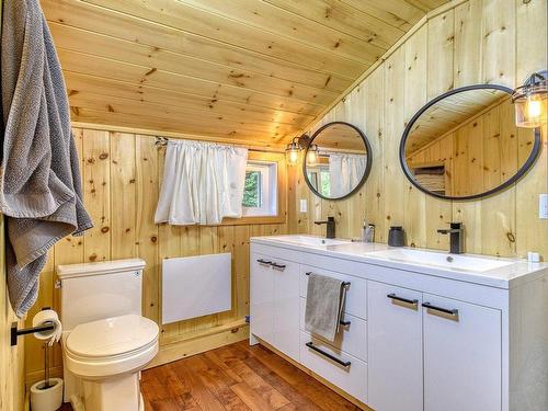 Bathroom - 488 Ch. Du Lac-Équerre, Lac-Supérieur, QC - Indoor Photo Showing Bathroom