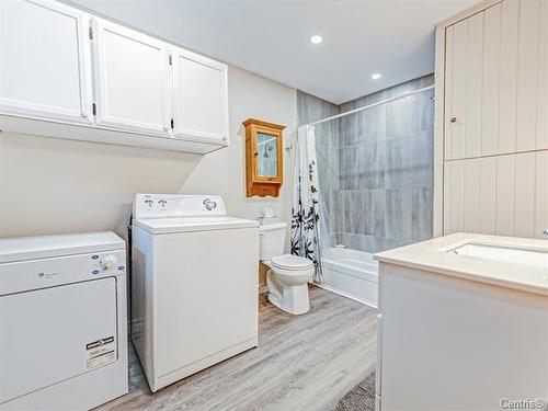 Bathroom - 243  - A Rg St-Paul, Saint-Patrice-De-Sherrington, QC - Indoor Photo Showing Laundry Room