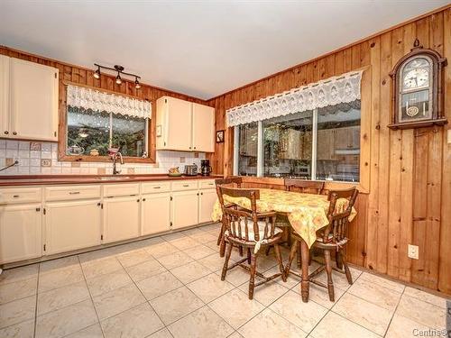 Kitchen - 243  - A Rg St-Paul, Saint-Patrice-De-Sherrington, QC - Indoor