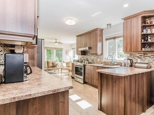 Kitchen - 62 Rue Yvon-Lamontagne, Gatineau (Buckingham), QC - Indoor Photo Showing Kitchen With Upgraded Kitchen