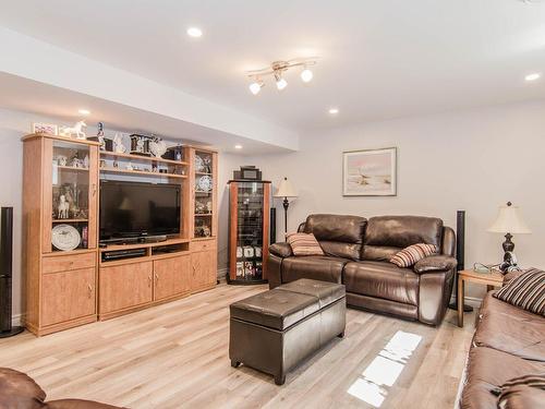 Family room - 62 Rue Yvon-Lamontagne, Gatineau (Buckingham), QC - Indoor Photo Showing Living Room