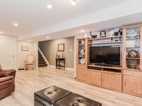 Family room - 62 Rue Yvon-Lamontagne, Gatineau (Buckingham), QC - Indoor Photo Showing Living Room