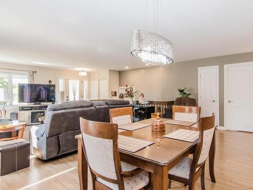 Dining room - 62 Rue Yvon-Lamontagne, Gatineau (Buckingham), QC - Indoor Photo Showing Dining Room