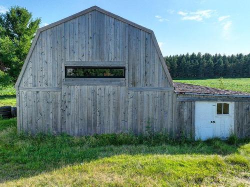 Barn - 444Z Ch. Du Rivage, Saint-Antoine-Sur-Richelieu, QC - Outdoor